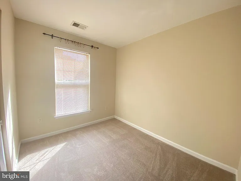 13765 Palmetto Cir — Photo 26