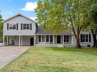 5136 Crown Rd, Fort Worth, TX 76114