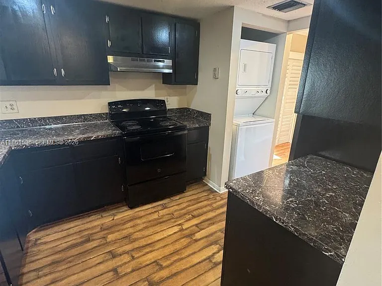 6575 W Oakland Park Blvd #218 — Photo 3