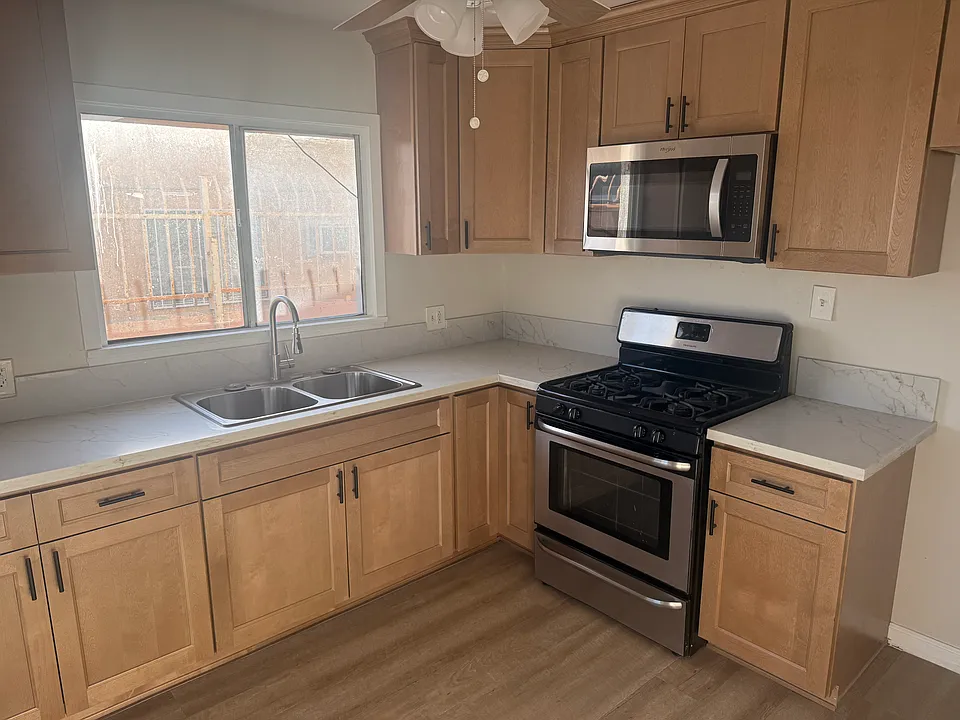 New Kitchen
Stove and Microwave