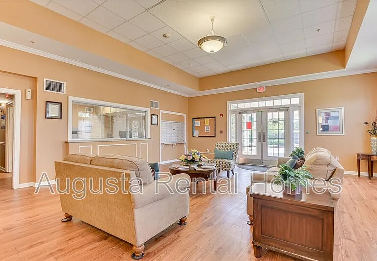 1425 Lee Beard Way #109 — Photo 12