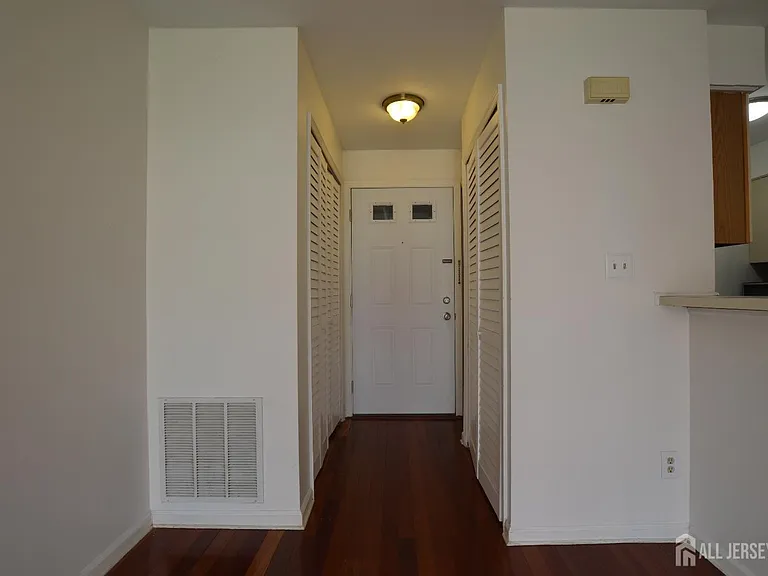 14 Lear Ct — Photo 22