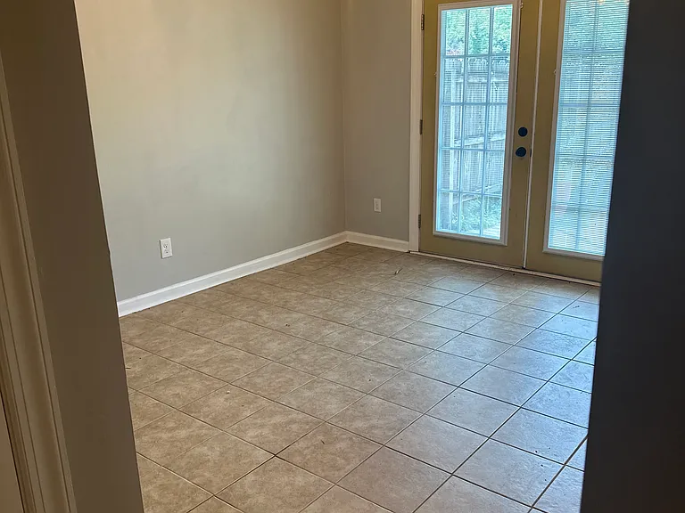 2817 McDonald Ct SW — Photo 5