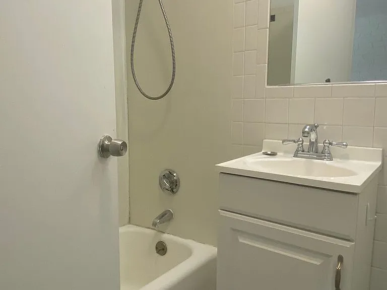 1322 Commonwealth Ave #1 — Photo 8