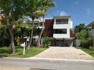 315 Harbor Dr, Key Biscayne, FL 33149