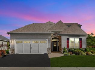 29 E Bosworth Blvd, Farmingdale, NJ 07727
