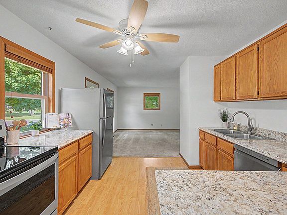 3rd image of 6729 52nd Ave N