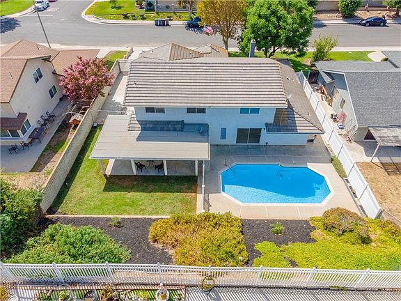 4th image of 4245 River Ridge Dr