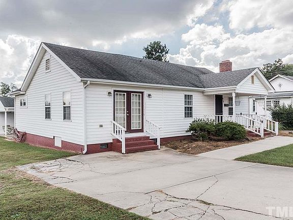 2nd image of 816 Burlington Ave