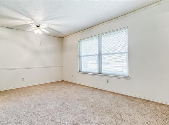 5th image of 6032 Cedar Glen Dr