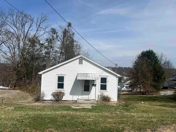 208 Marshall Ave, Westover, WV 26501