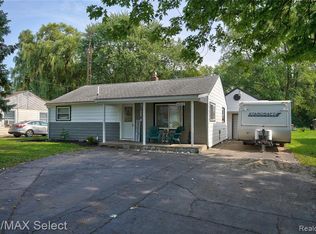 4212 Woodrow Ave, Burton, MI 48509