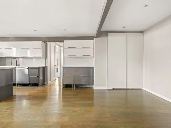 414 Elmwood Avenue image 2 of 8