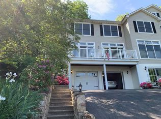 4 Prospect St, Highlands, NJ 07732