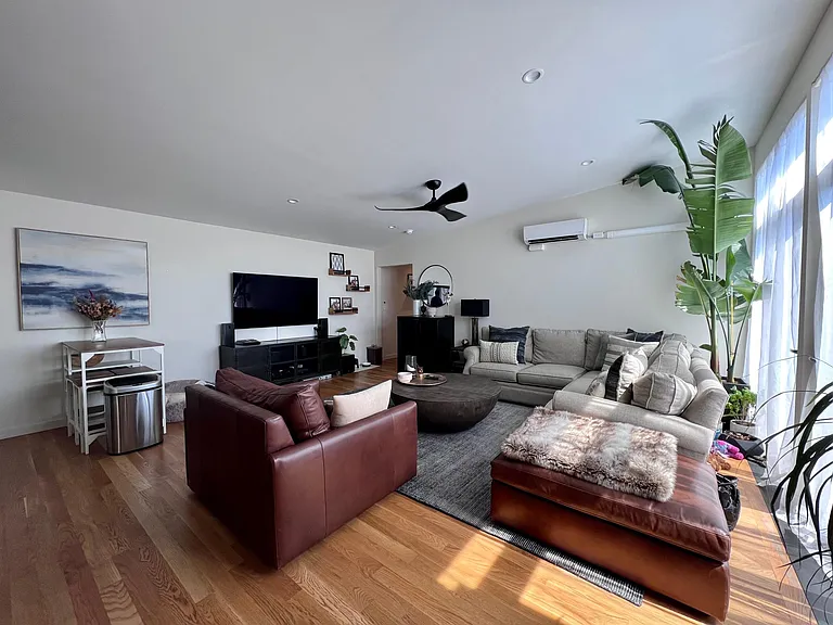 3801 W Fullerton Ave — Photo 4