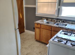 5917 S Wallace Rd, Hammond, IN 46320