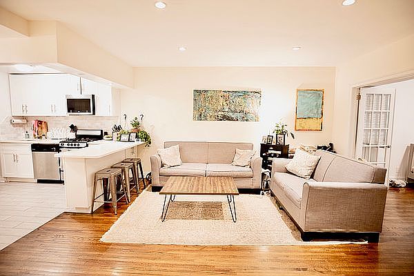 1st image of 37 W 71st St APT B