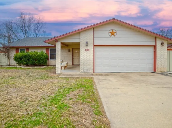 210 Daffodil Dr, Killeen, TX 76542