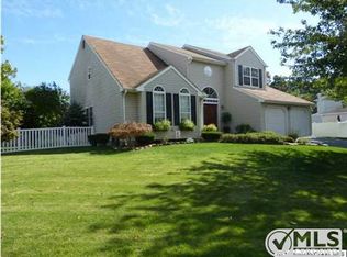 126 Canis Dr, Brick, NJ 08724