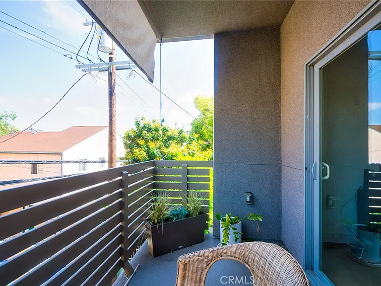 820 S Wilton #304 — Photo 23