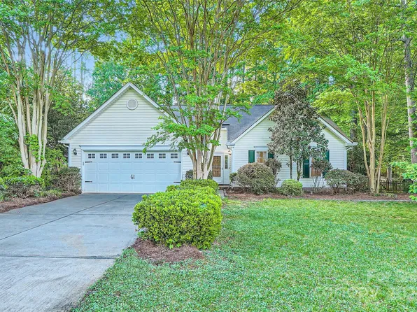 7119 Duchamp Dr, Charlotte, NC 28215