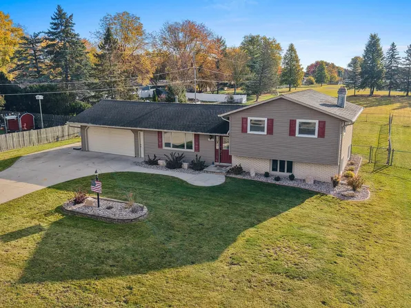 2689 Clive St, Green Bay, WI 54313