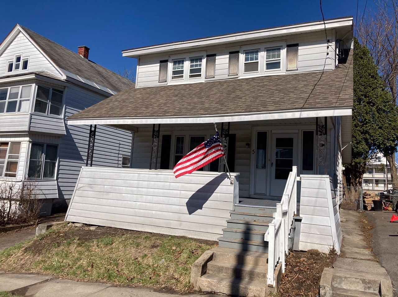 42 Pulaski St Amsterdam Ny 12010 Mls 10981349 Zillow