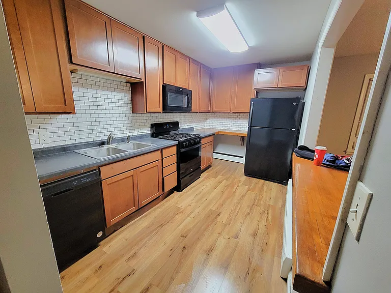 1431 Jefferson St NE #4 — Photo 6