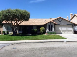 1364 Onyx Dr, Palmdale, CA 93550