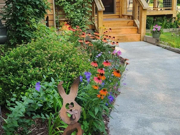 105 Glennhurst Dr, Roscommon, MI 48653