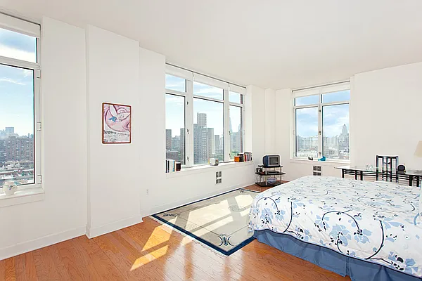 Sold by Brown Harris Stevens | media 20