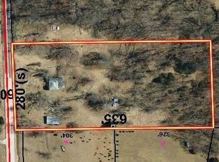 16689 Hollingsworth Rd, Basehor, KS 66007