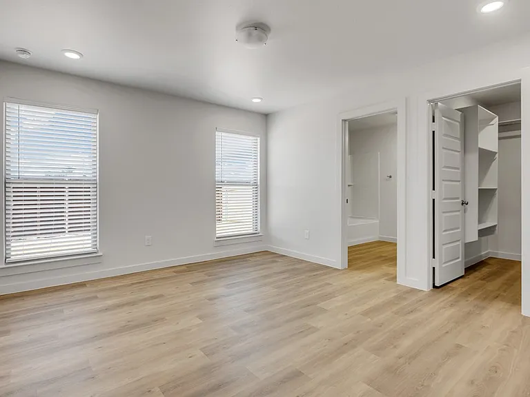 6333 Poppy Dr — Photo 11
