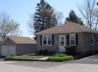 9 Bassett St, Coventry, RI 02816