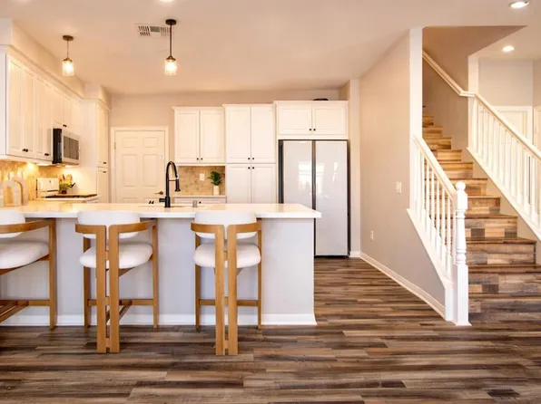 8629 Sage Shadow Dr, Lakeside, CA 92040