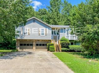 3640 Landing Ct, Douglasville, GA 30135