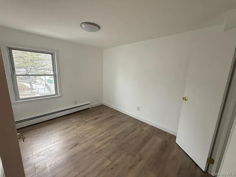 161 Glen Cove Ave #2 — Photo 14