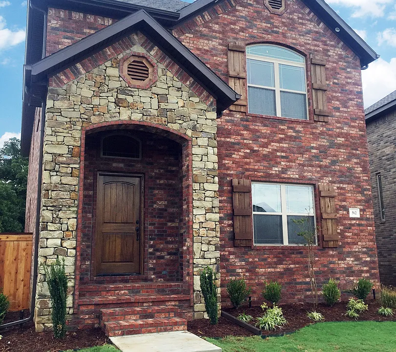 562 N Salem Rd