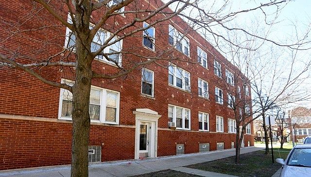 1st image of 3565 W Henderson St #1