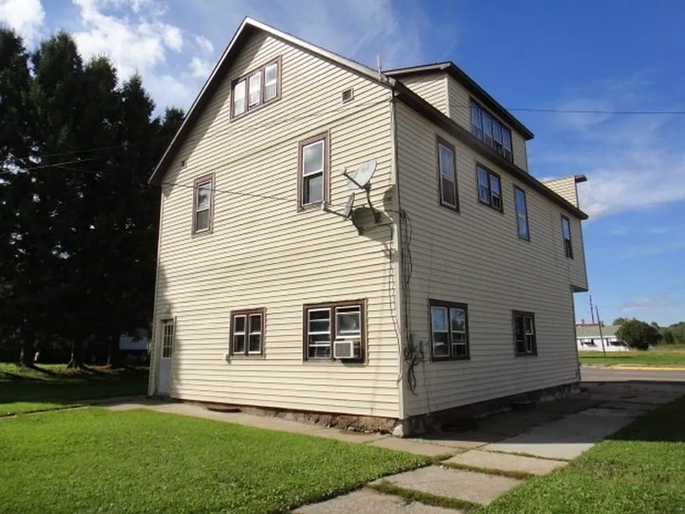 102 Caspian Ave #4