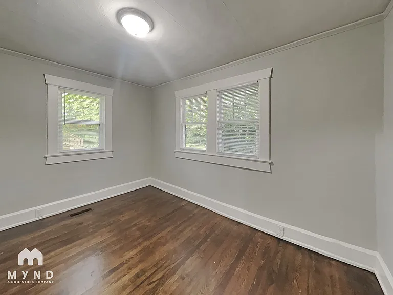 4817 Avenue N — Photo 25