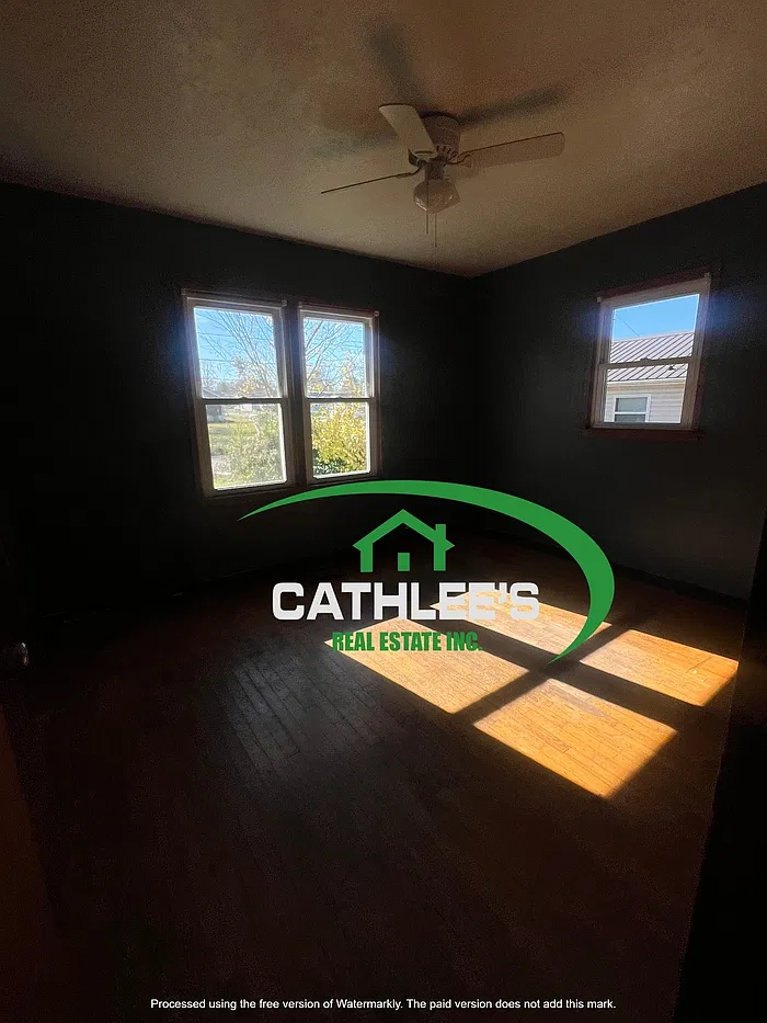 2 bed, 1.0 bath, $750 — Photo 4