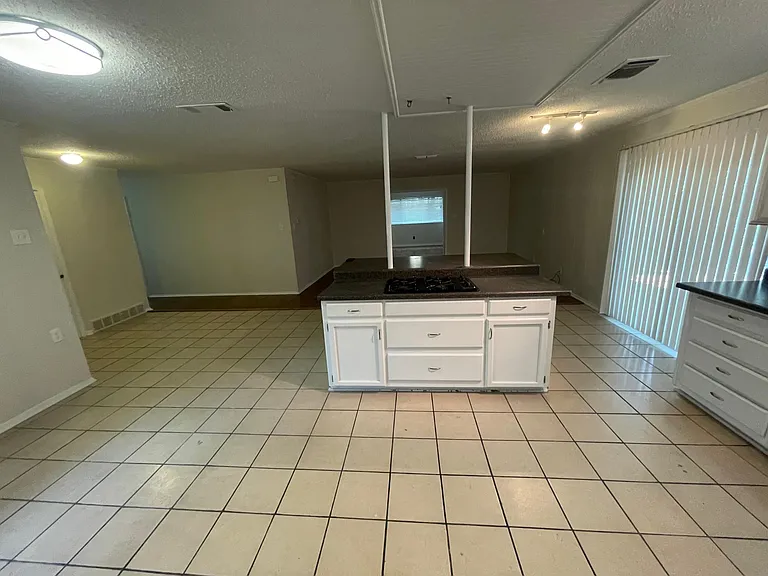 2823 Norwood Ln — Photo 26