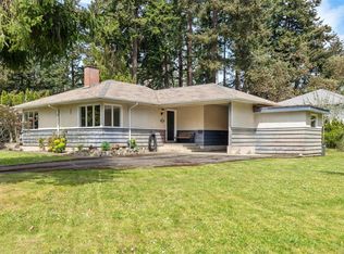 4047 Haro Rd, Saanich, BC V8N 4B3