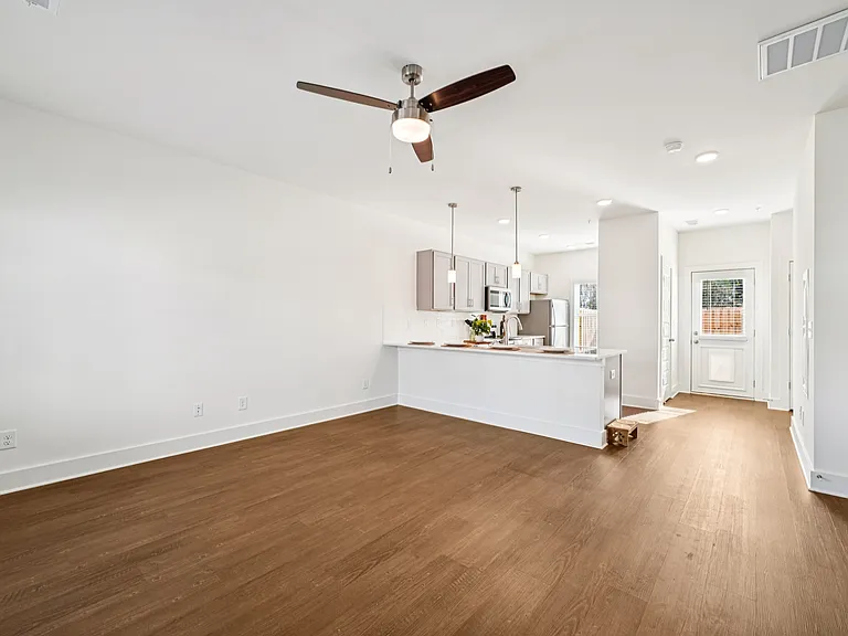 Turnberry Park Apartments and Homes — Photo 103