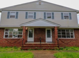 61 Bartha Ave, Edison, NJ 08817