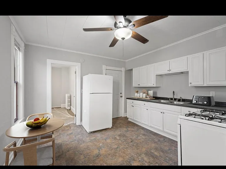 2428 11th Ave S #2 — Photo 9