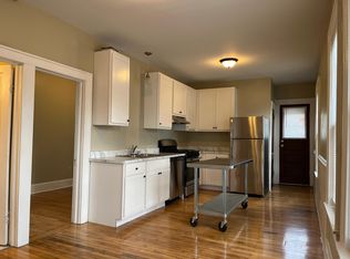 2240 S Robinson Ave, Milwaukee, WI 53207