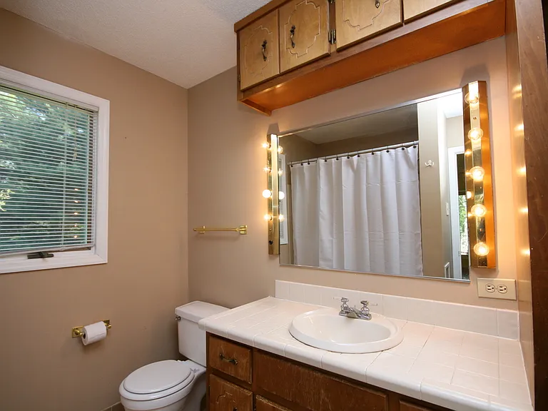 111 Heatherwood Dr — Photo 15