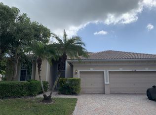 6124 SW 192nd Ave, Fort Lauderdale, FL 33332